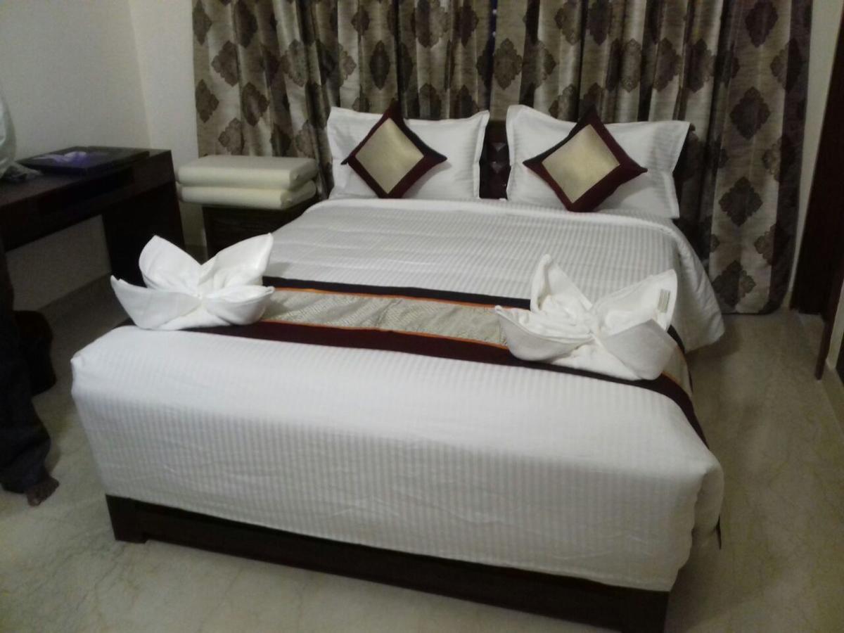 Iris Comfort Inn Ченнаї Екстер'єр фото